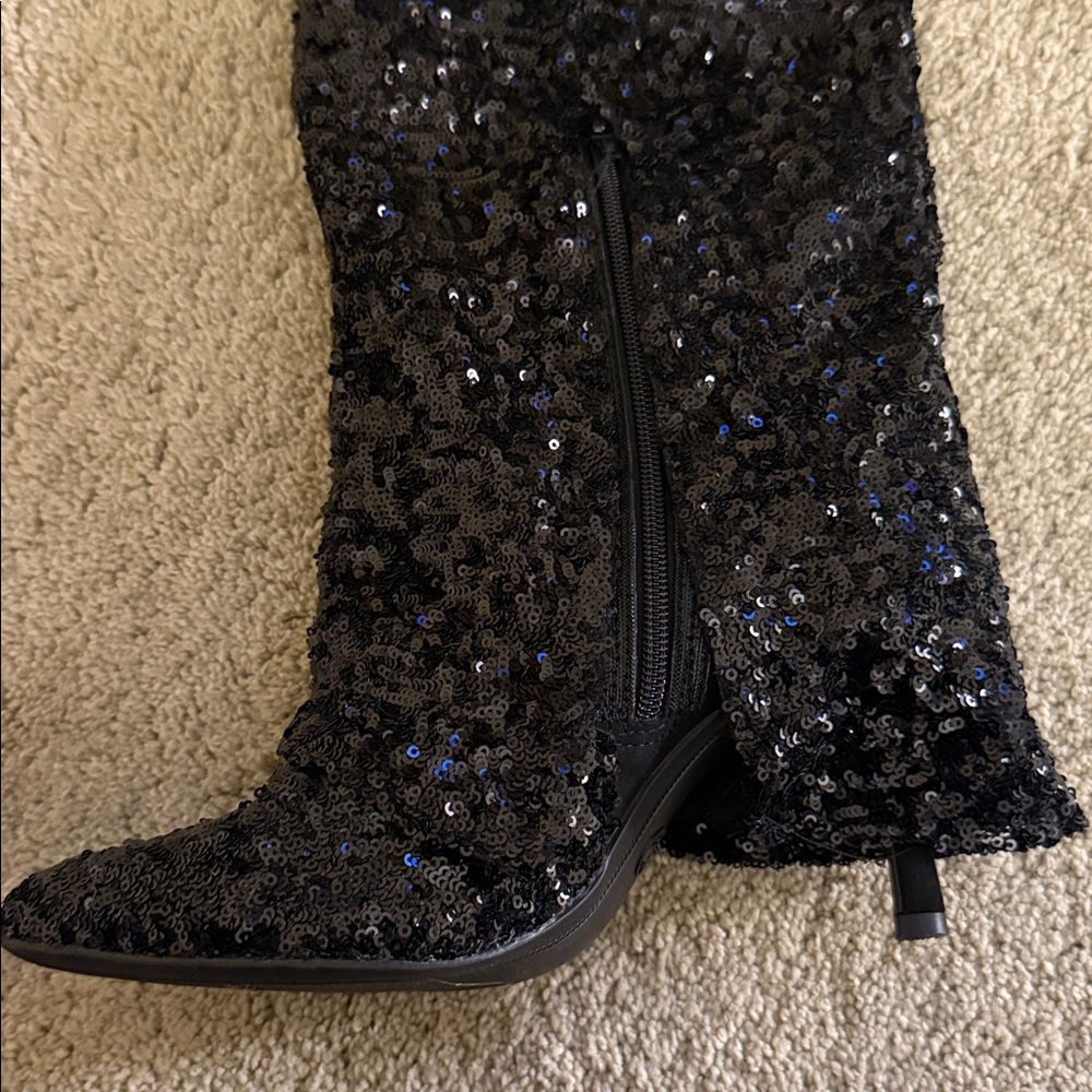 Fold-over sequin boots - Picture 4 of 5